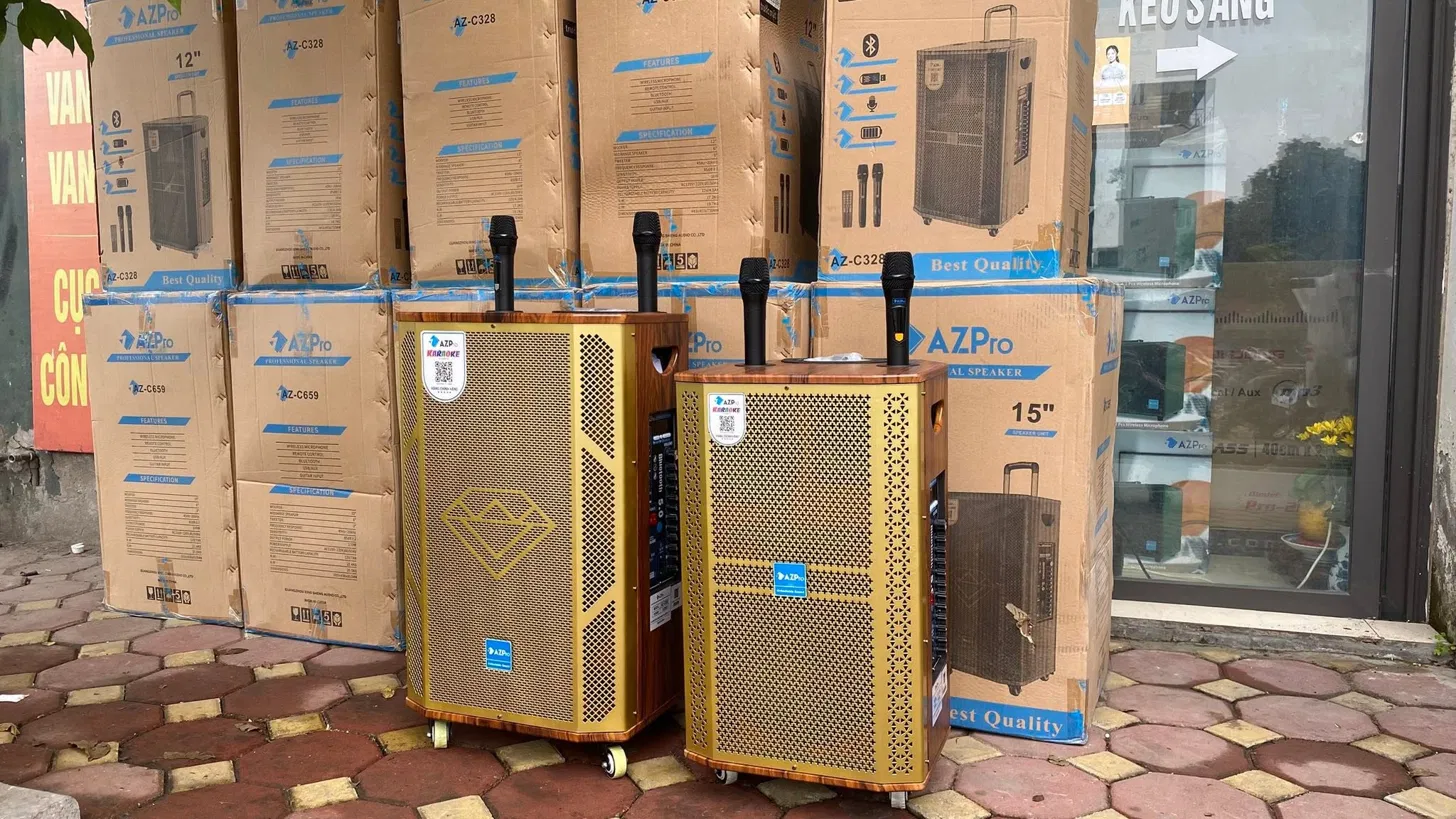 Cửa hàng loa kéo karaoke tại Hà Nội Loa kéo AZpro AZ-C328, AZ-C659 tại cửa hàng Minh Âm Thanh Hà Nội